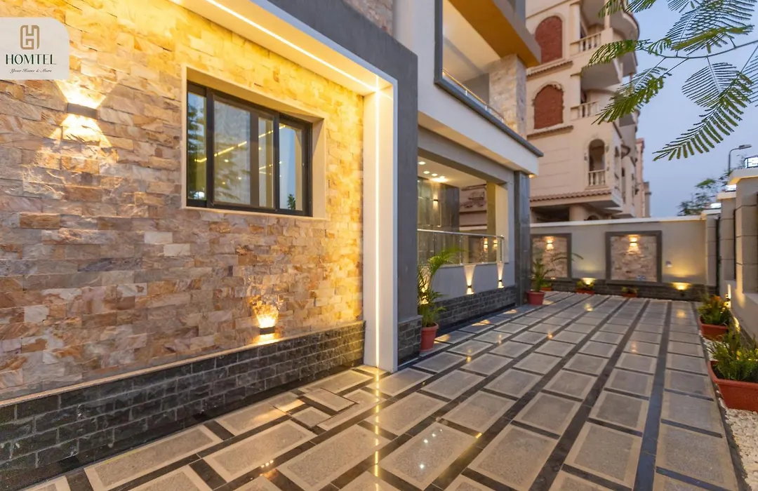 Homtel Residence Auc-1