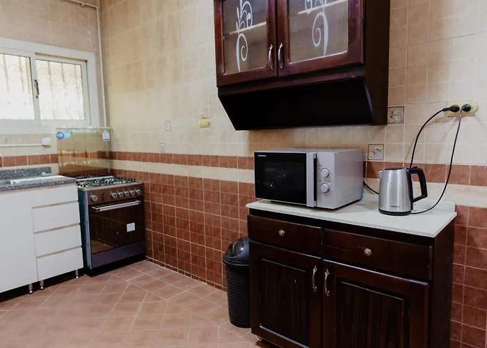 Garden Suites By Elegant Hospitality